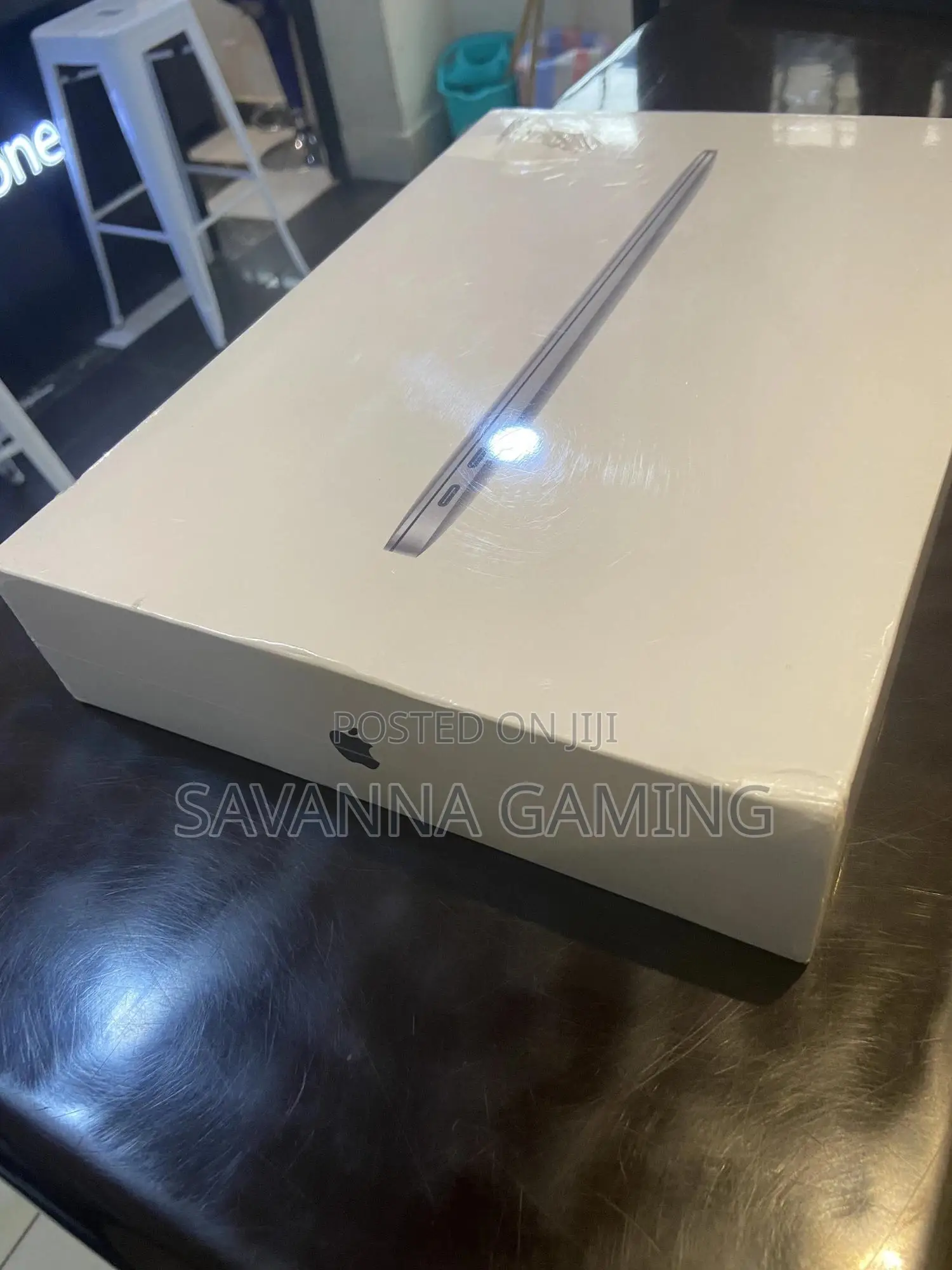 New Laptop Apple MacBook Air 2020 M1 8GB Intel Core M 512GB