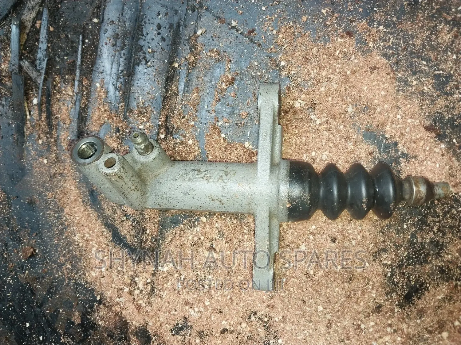 Slave Cylinder Isuzu Dmax and Tougher