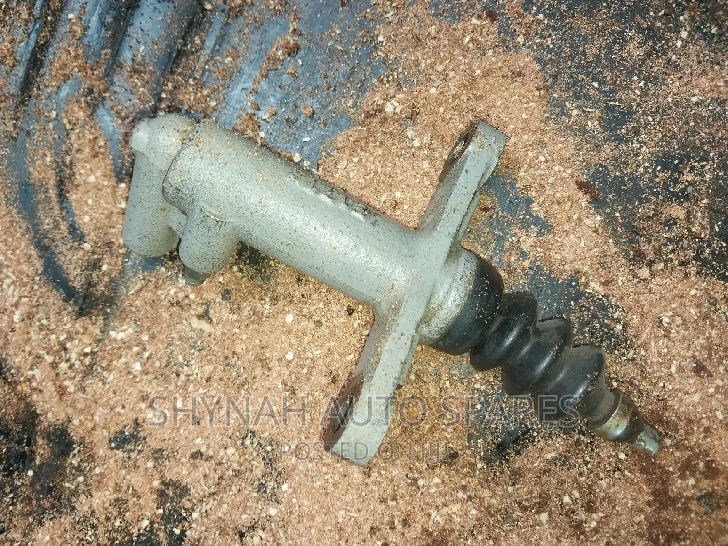 Slave Cylinder Isuzu Dmax and Tougher