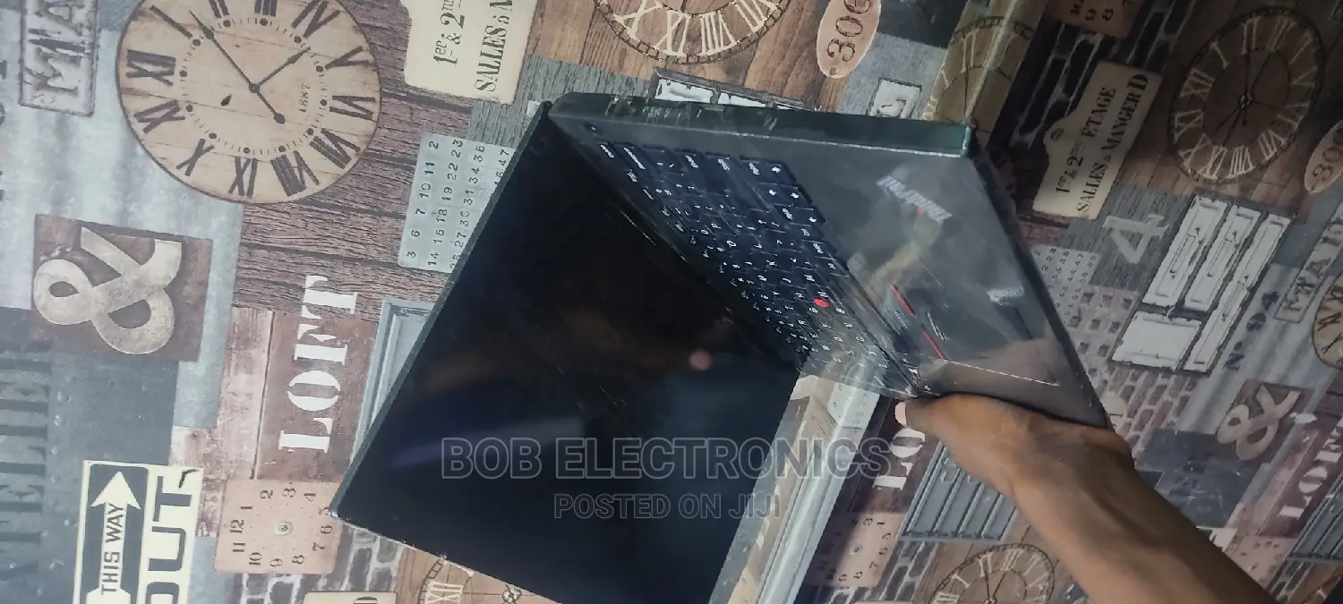 Laptop Lenovo ThinkPad X250 4GB Intel Pentium 500GB