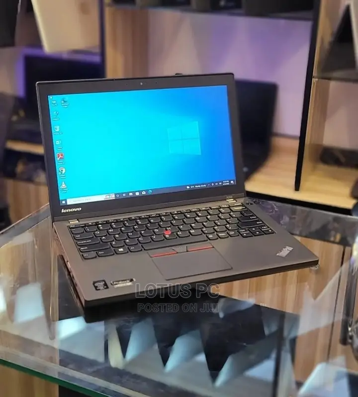 Laptop Lenovo ThinkPad X250 4GB Intel Core I5 HDD 500GB
