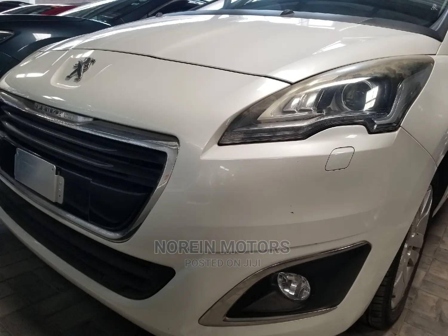 Peugeot 5008 1.6 HDi Active 2014 White