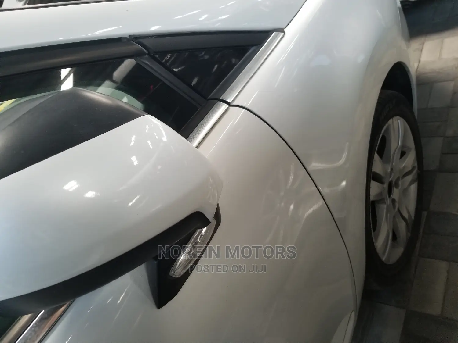 Peugeot 5008 1.6 HDi Active 2014 White