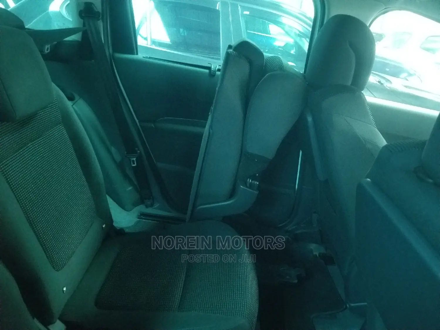 Peugeot 5008 1.6 HDi Active 2014 White