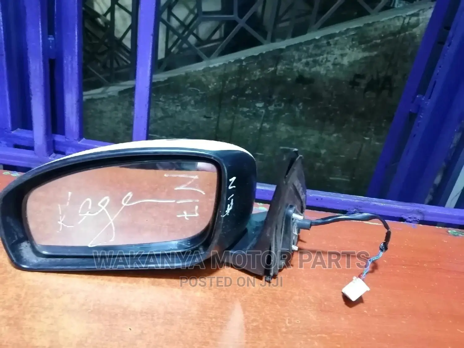 Nissan Bluebird Sylphy N17/G11 Side Mirror, 2006 to 2012