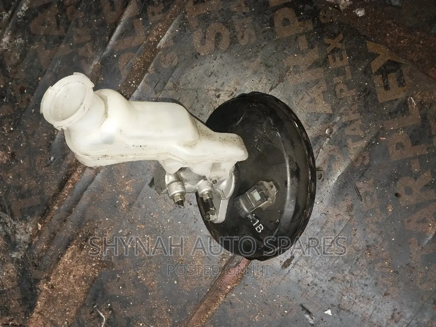 Daihatsu Mira Brake Master Cylinder and Booster Complete