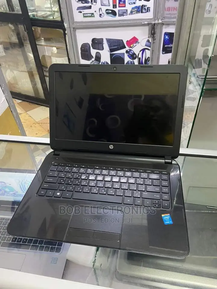 Laptop HP 15-Dy1031wm 4GB Intel Pentium 320GB
