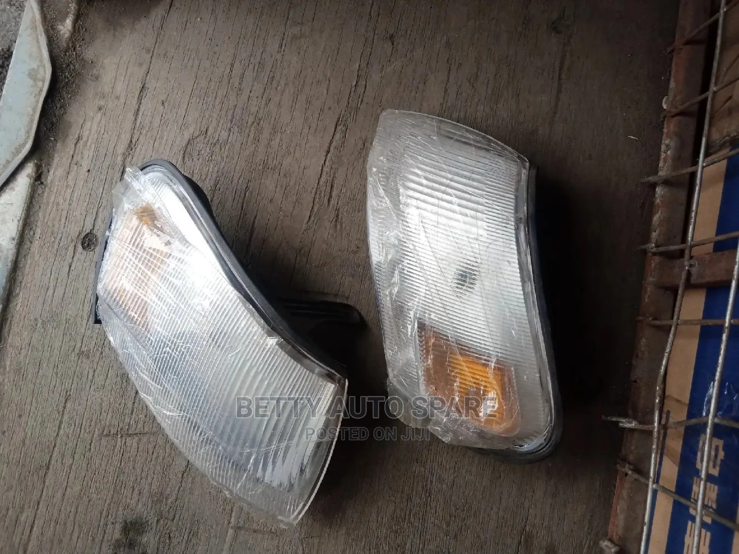 Toyota 100 Corner Lights