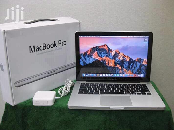 Laptop Apple MacBook Pro 4GB Intel Core i5 HDD 500GB