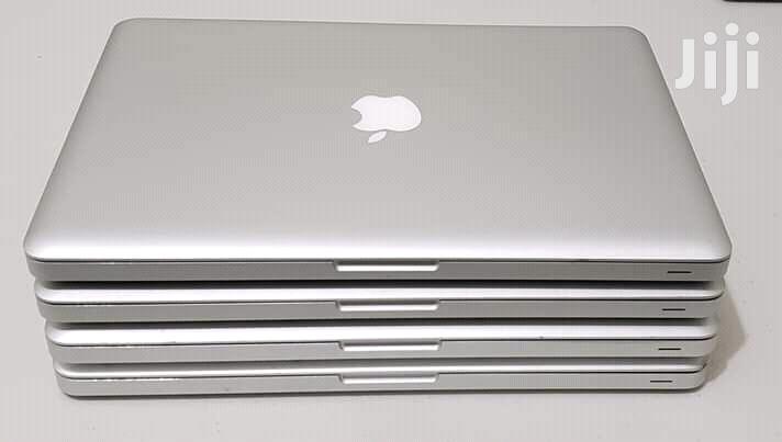 Laptop Apple MacBook Pro 4GB Intel Core i5 HDD 500GB