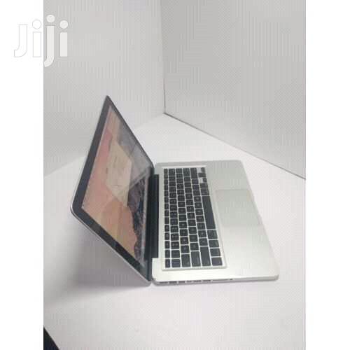 Laptop Apple MacBook Pro 4GB Intel Core i5 HDD 500GB