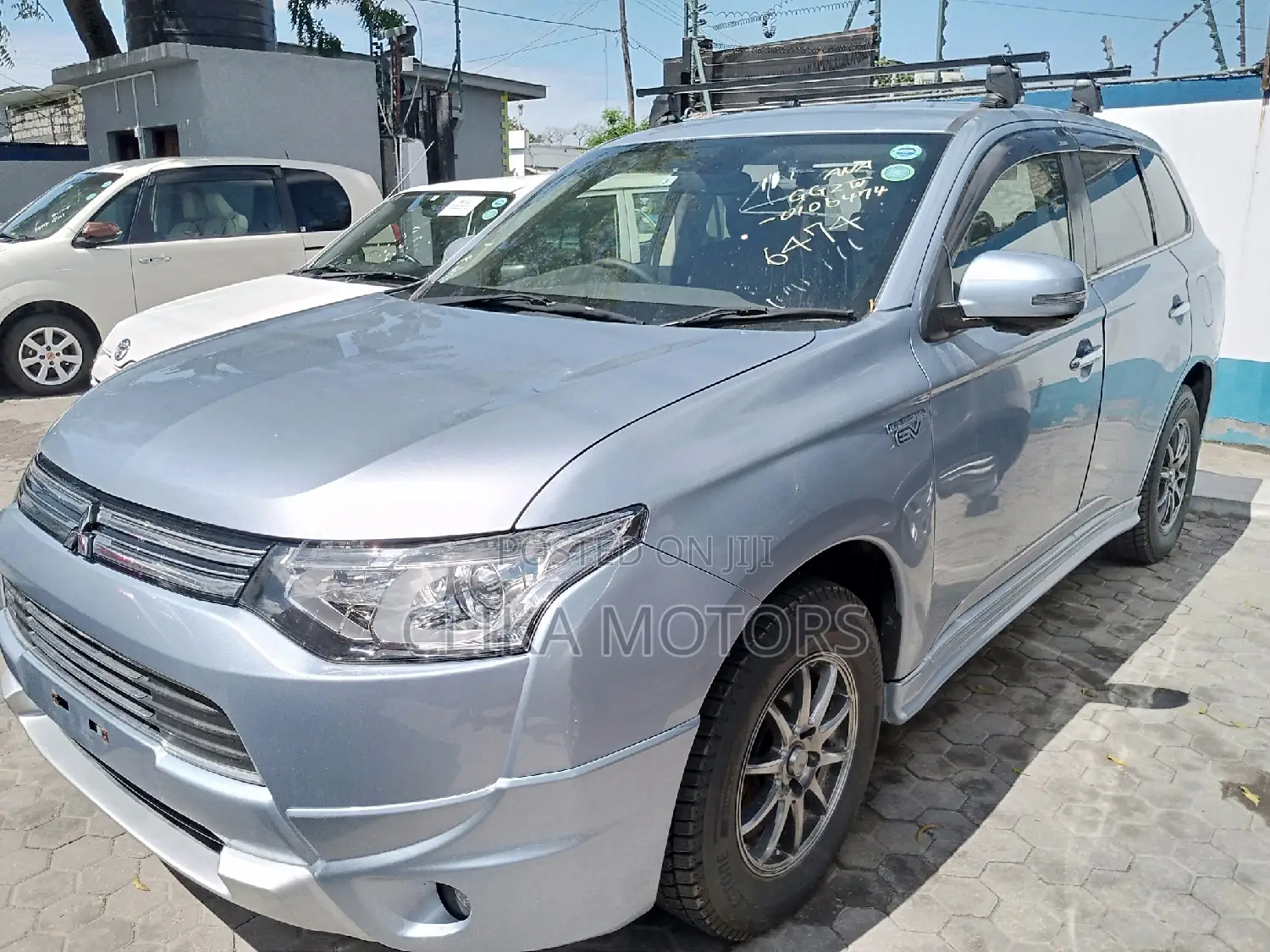 Mitsubishi Outlander 2016 Silver