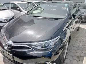 Toyota Auris 2016 Matt Black