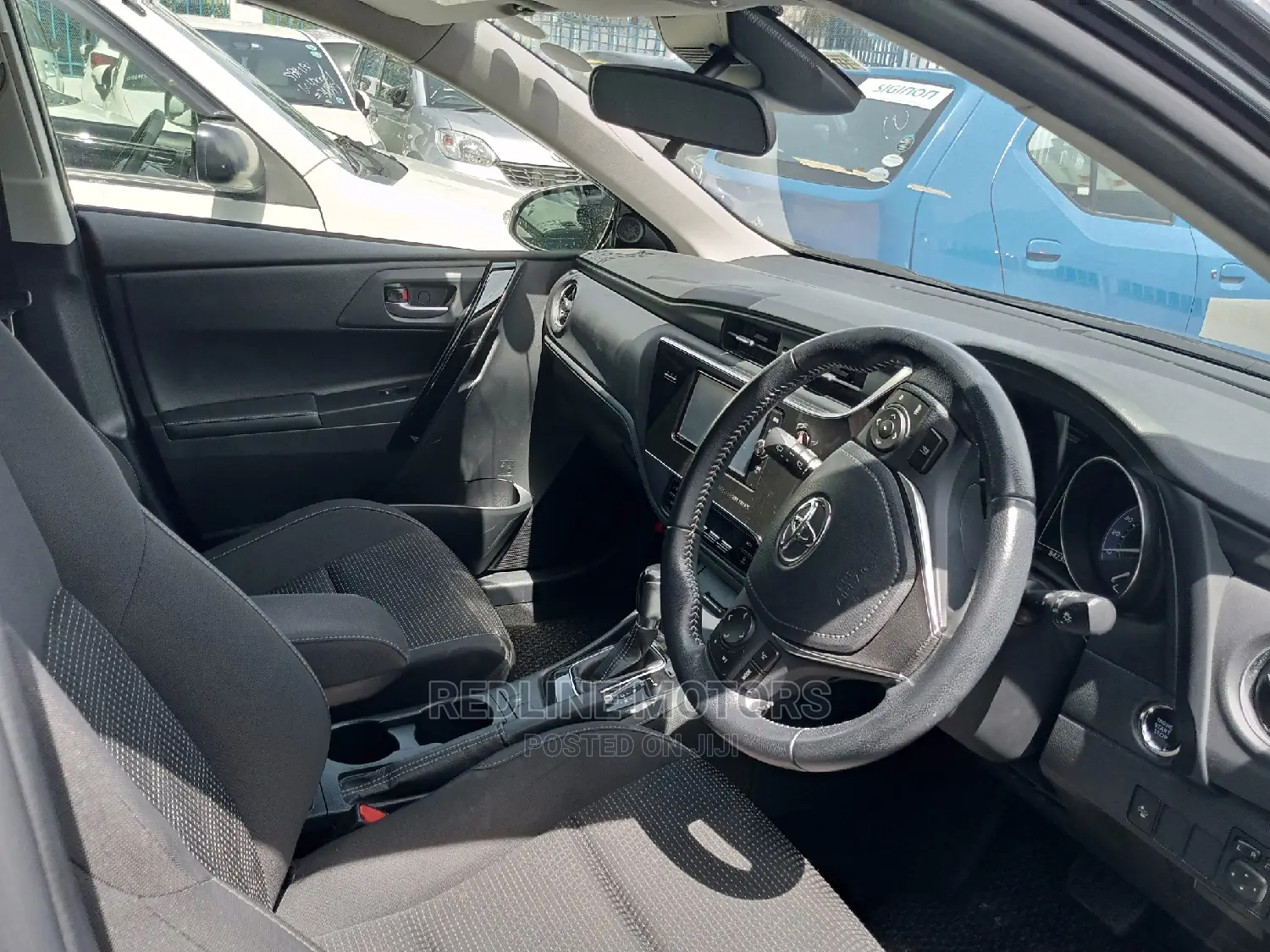 Toyota Auris 2016 Matt Black