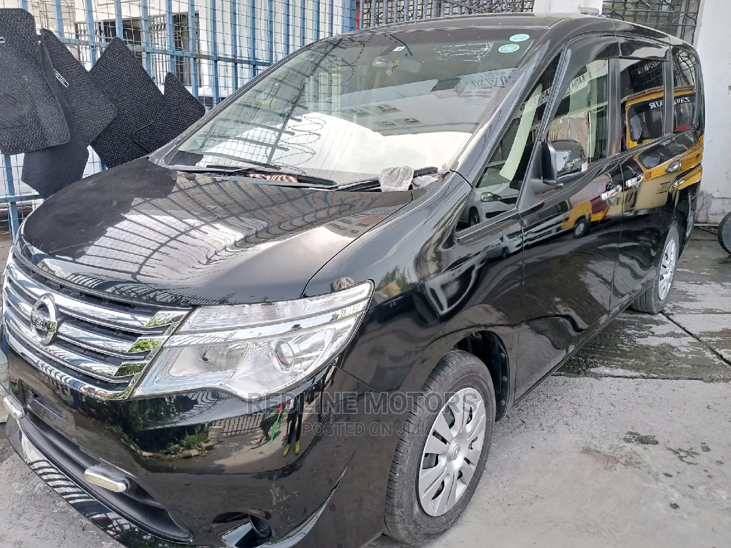 Nissan Serena 2016 Black