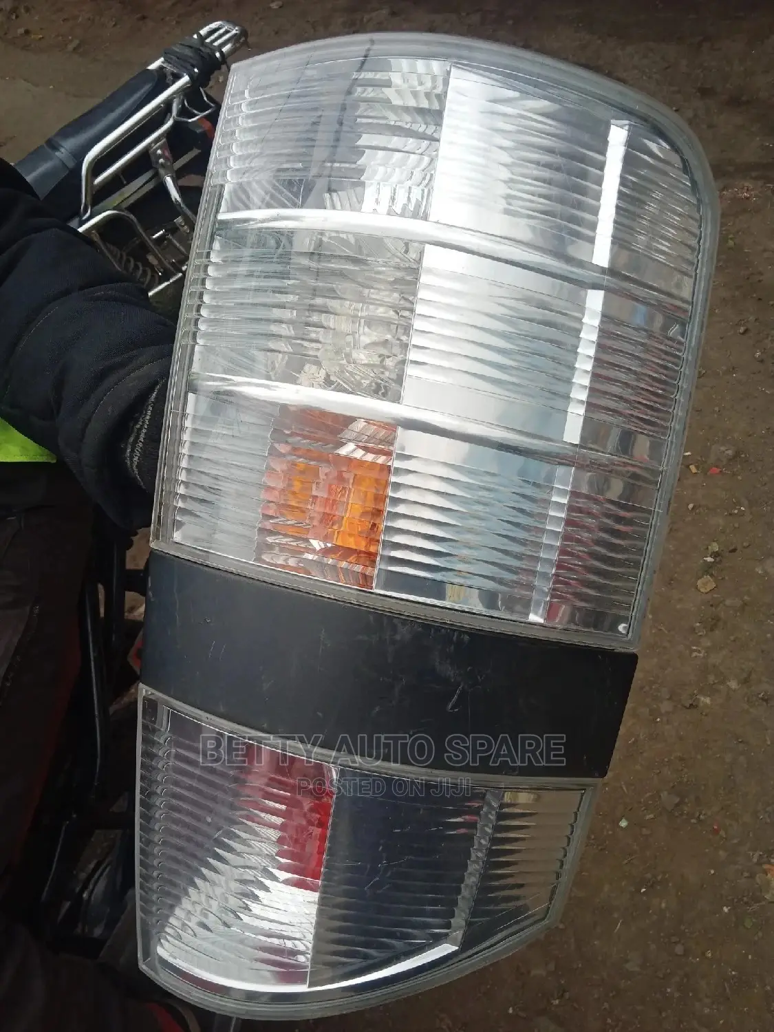 Voxy Taillight