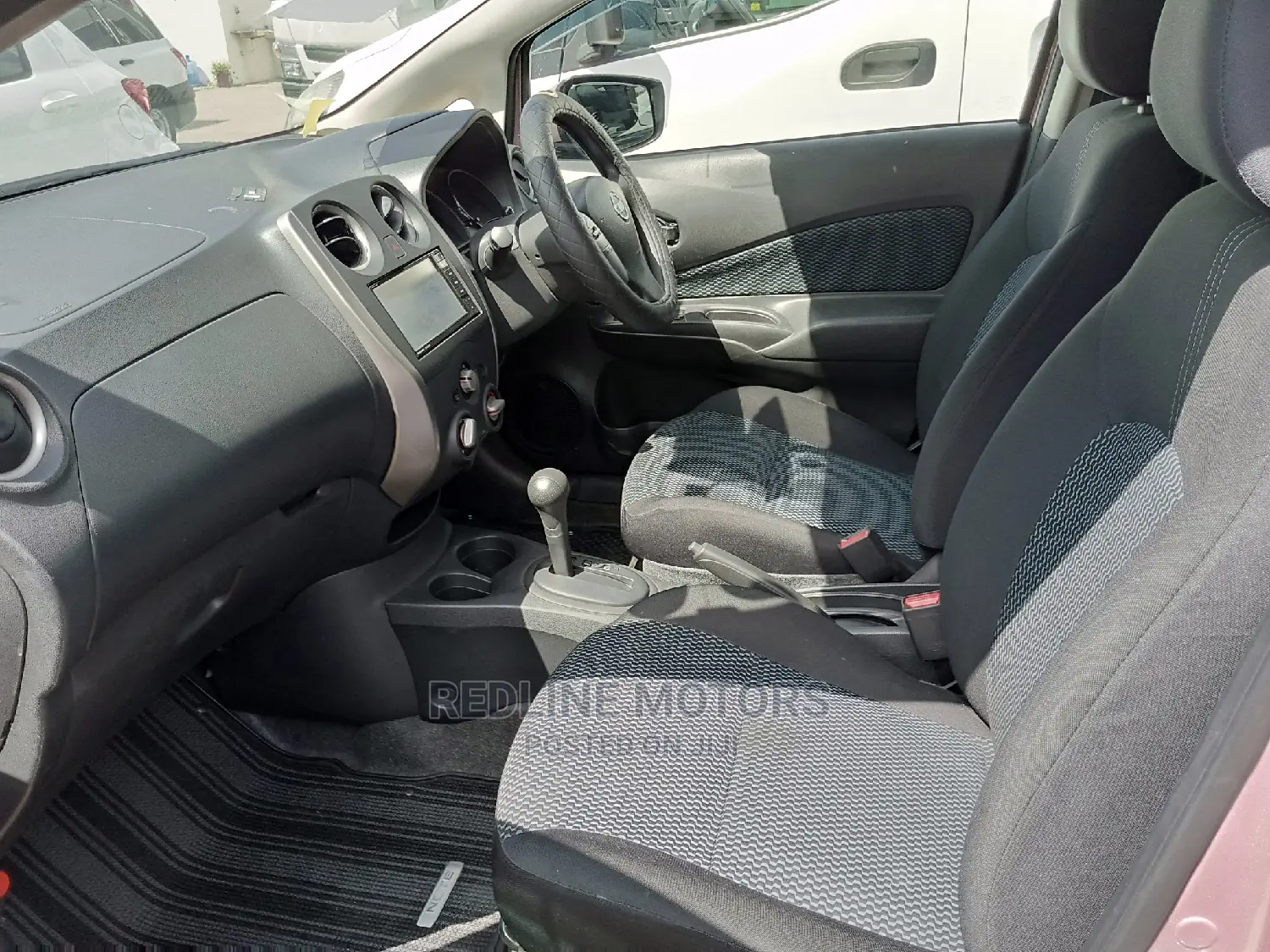 Nissan Note 2016 Purple