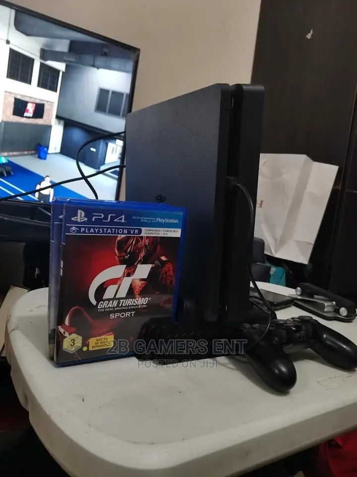 Play Station Slim, Gran Turismo Game