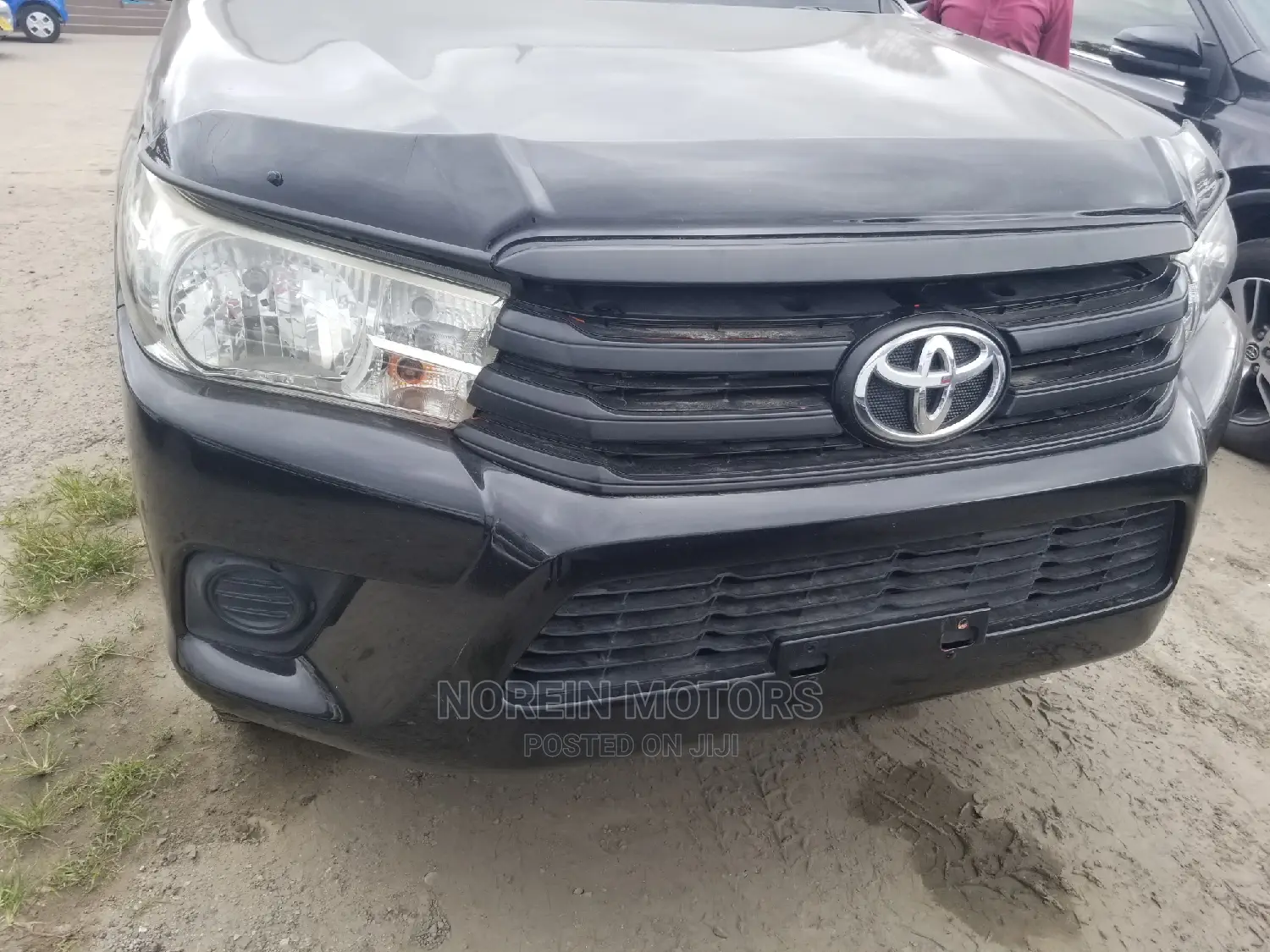 Toyota Hilux SR5 4x4 2015 Black