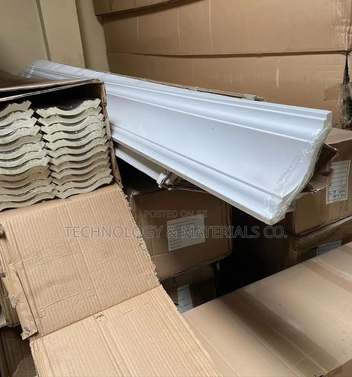 PU Cornice 6"