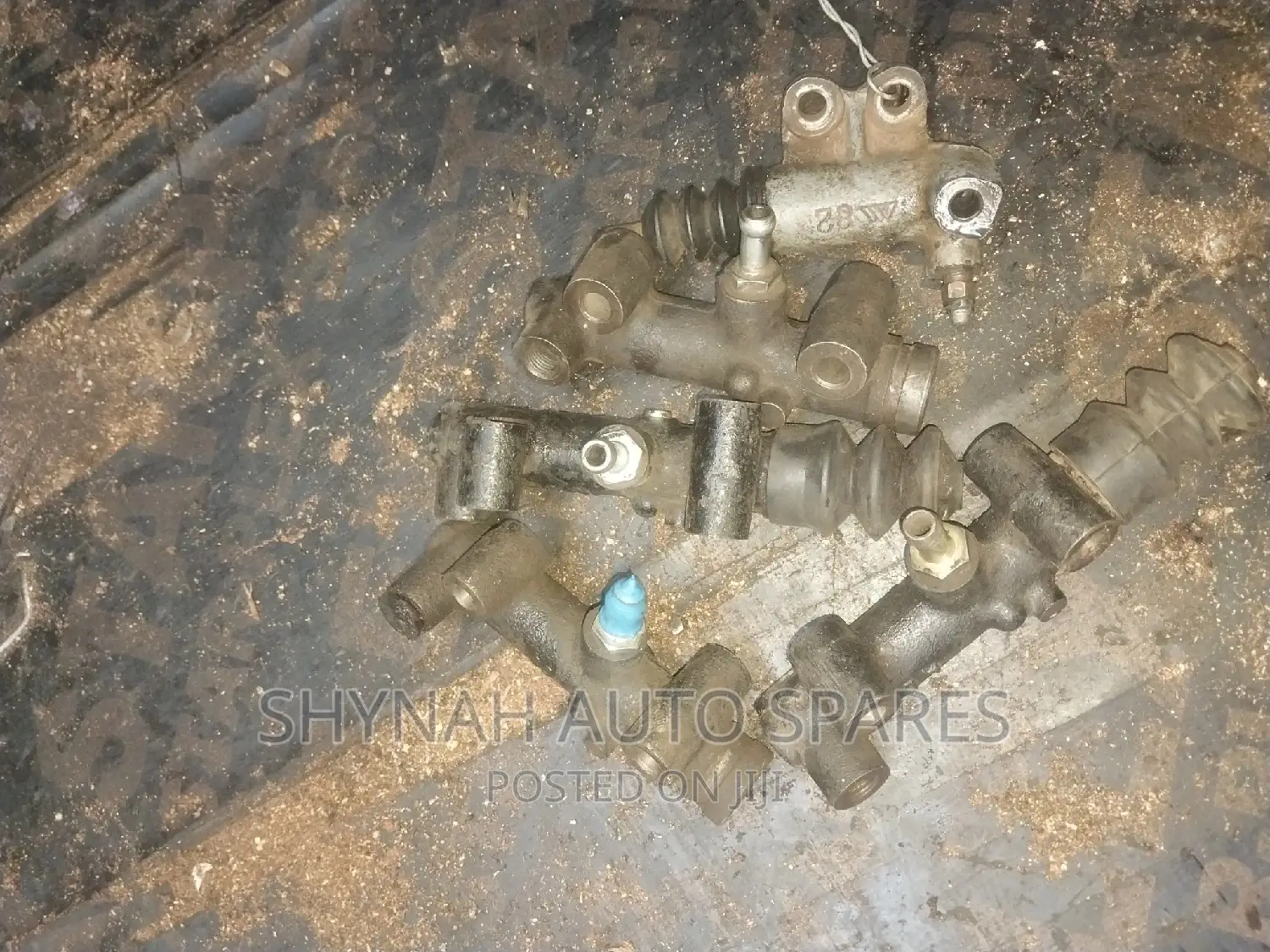 Slave Cylinder Mitsubishi FH
