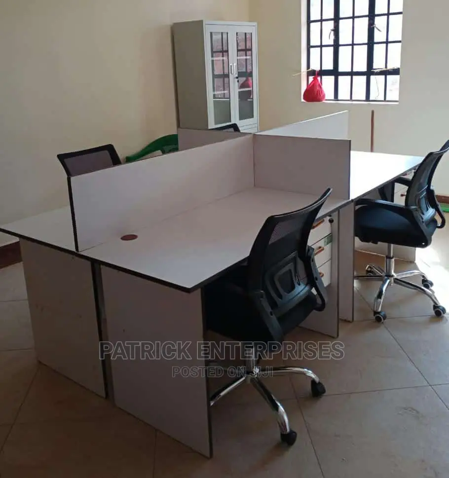 Executive 4 Way Workstation 1.2 Mtrs Each Desk