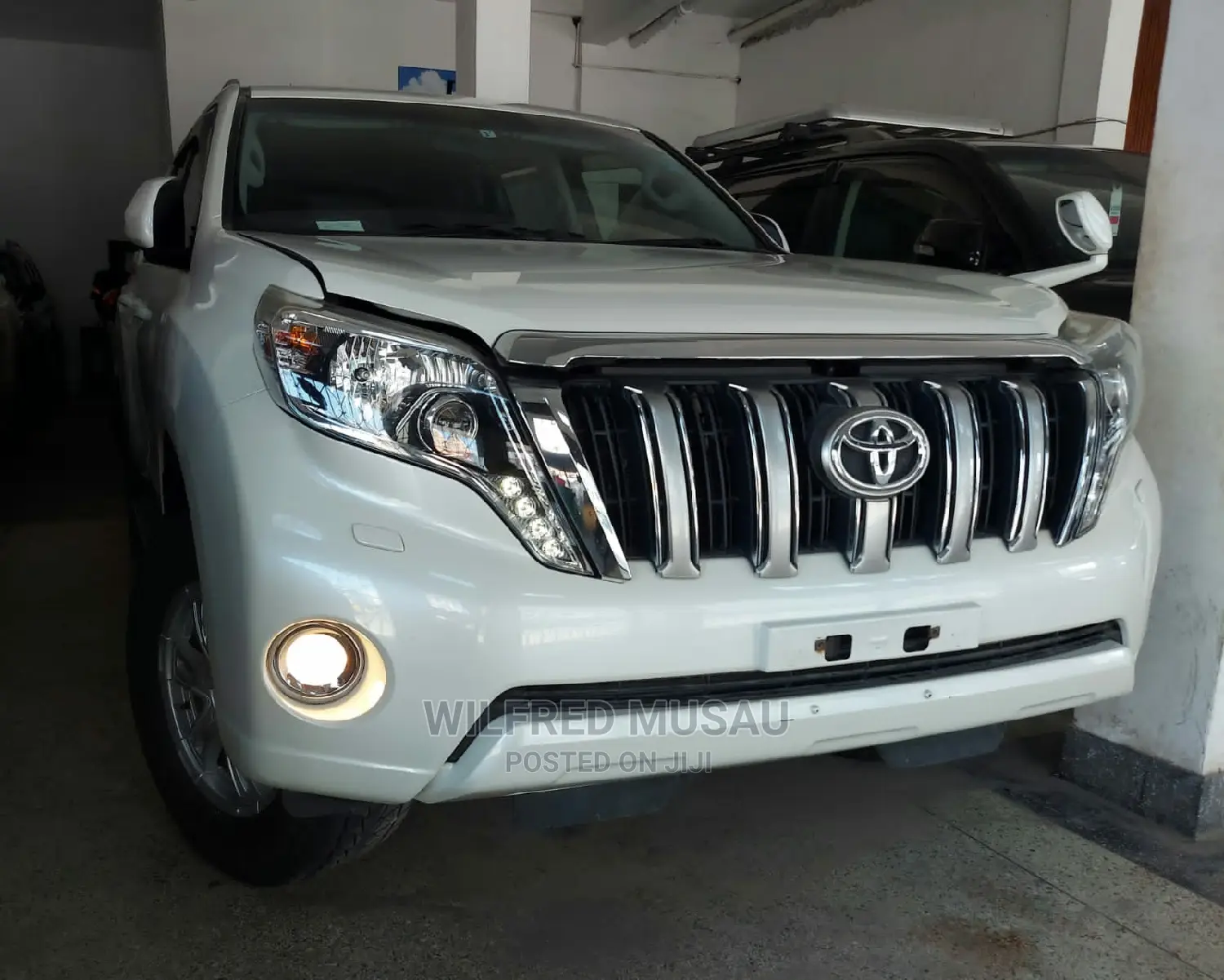 Toyota Land Cruiser Prado 2016 White