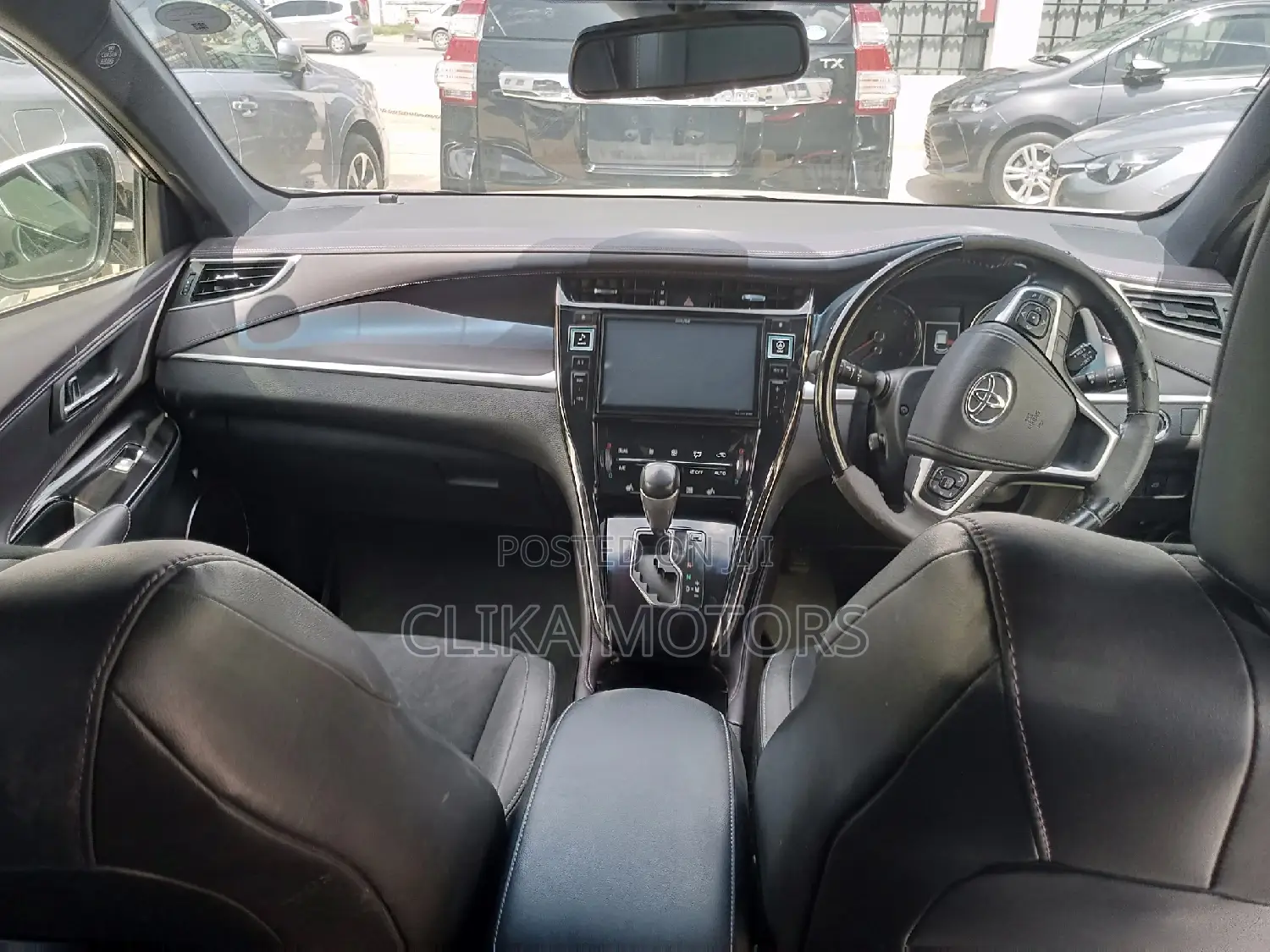 Toyota Harrier 2.0 2016 White