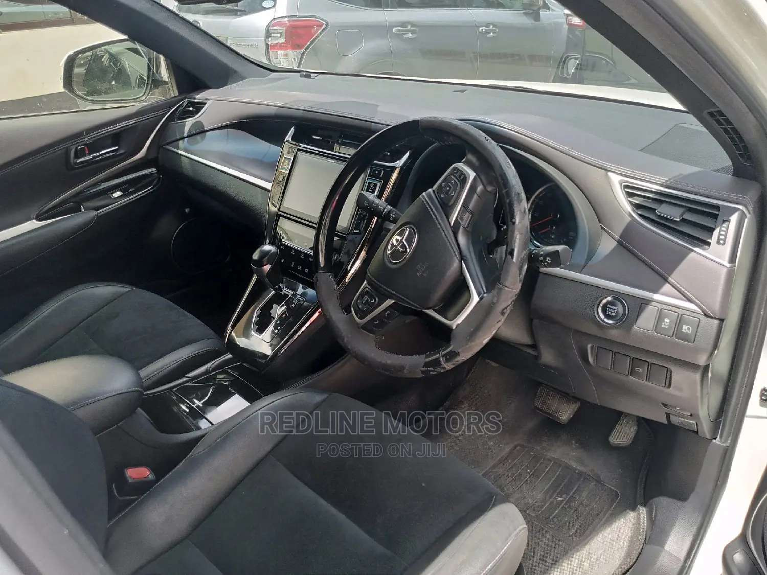 Toyota Harrier 2.0 2016 White