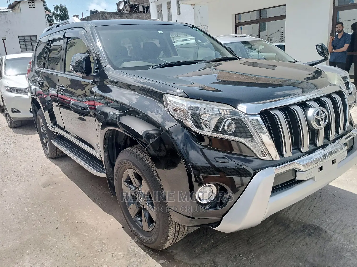 Toyota Land Cruiser Prado 2016 Black