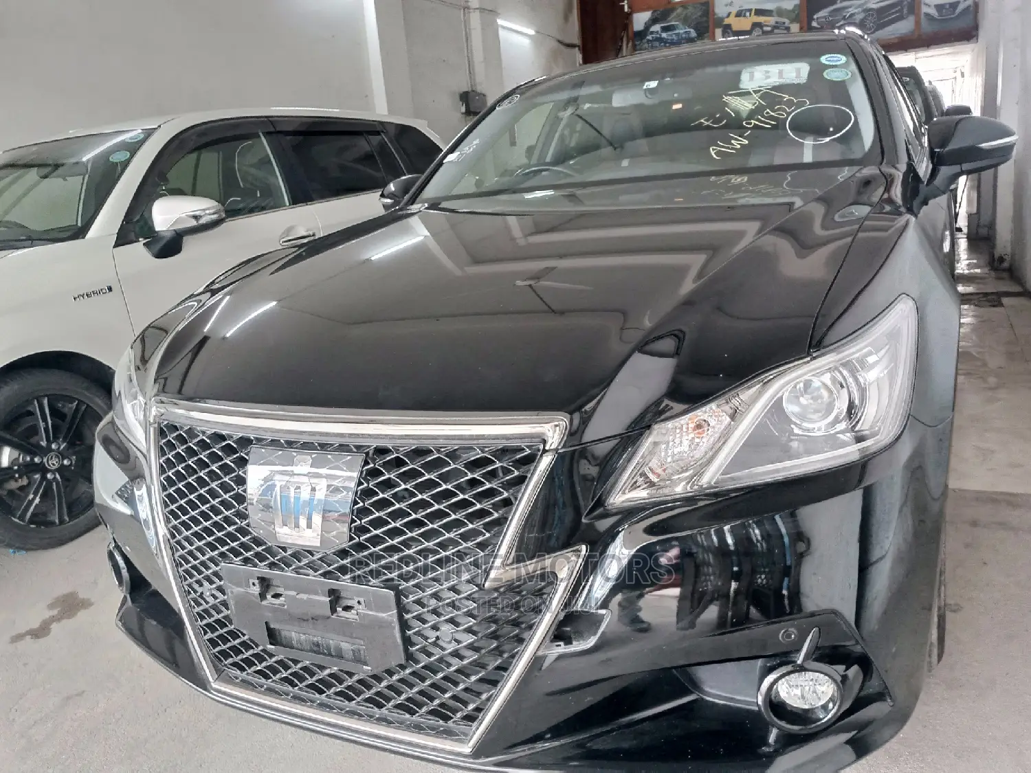 Toyota Crown 2016 Black