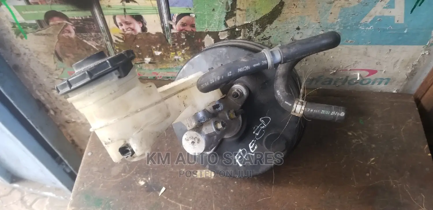 Honda Freed Brake Booster/Master Cylinder.