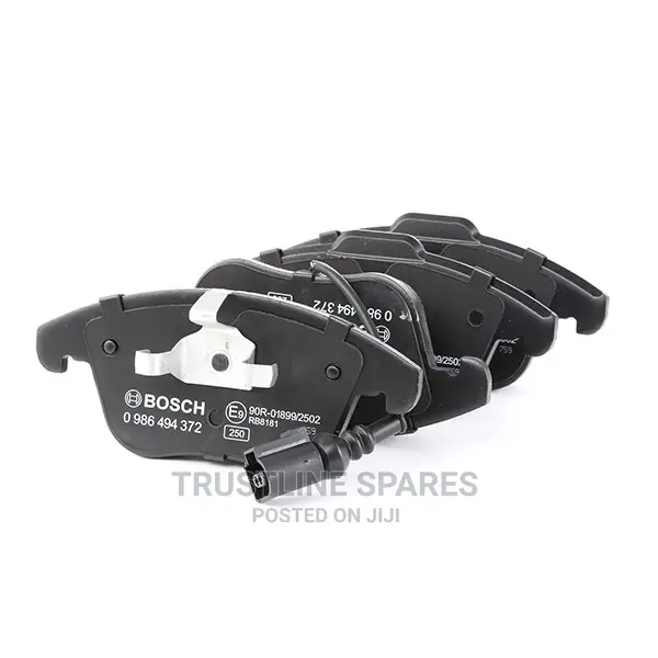 Audi Q3, VW A32, A33, 7N1, 7N2, 5N Front Brake Pad Set Bosch