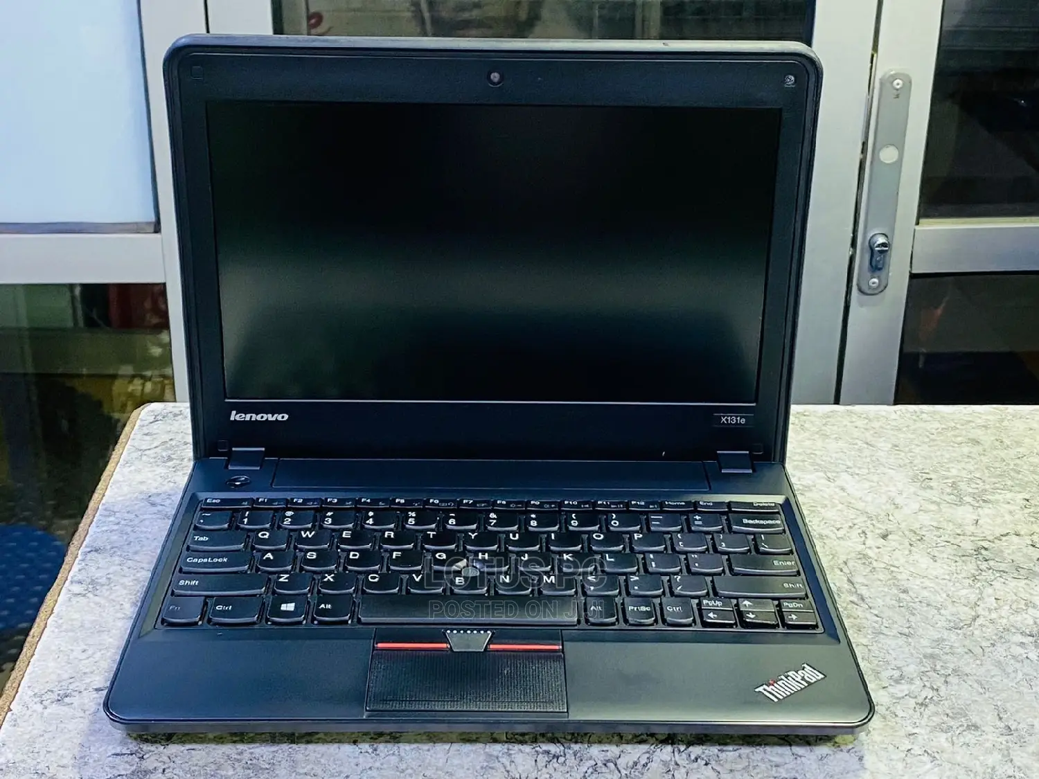 Laptop Lenovo ThinkPad X131e 4GB Intel Celeron HDD 320GB