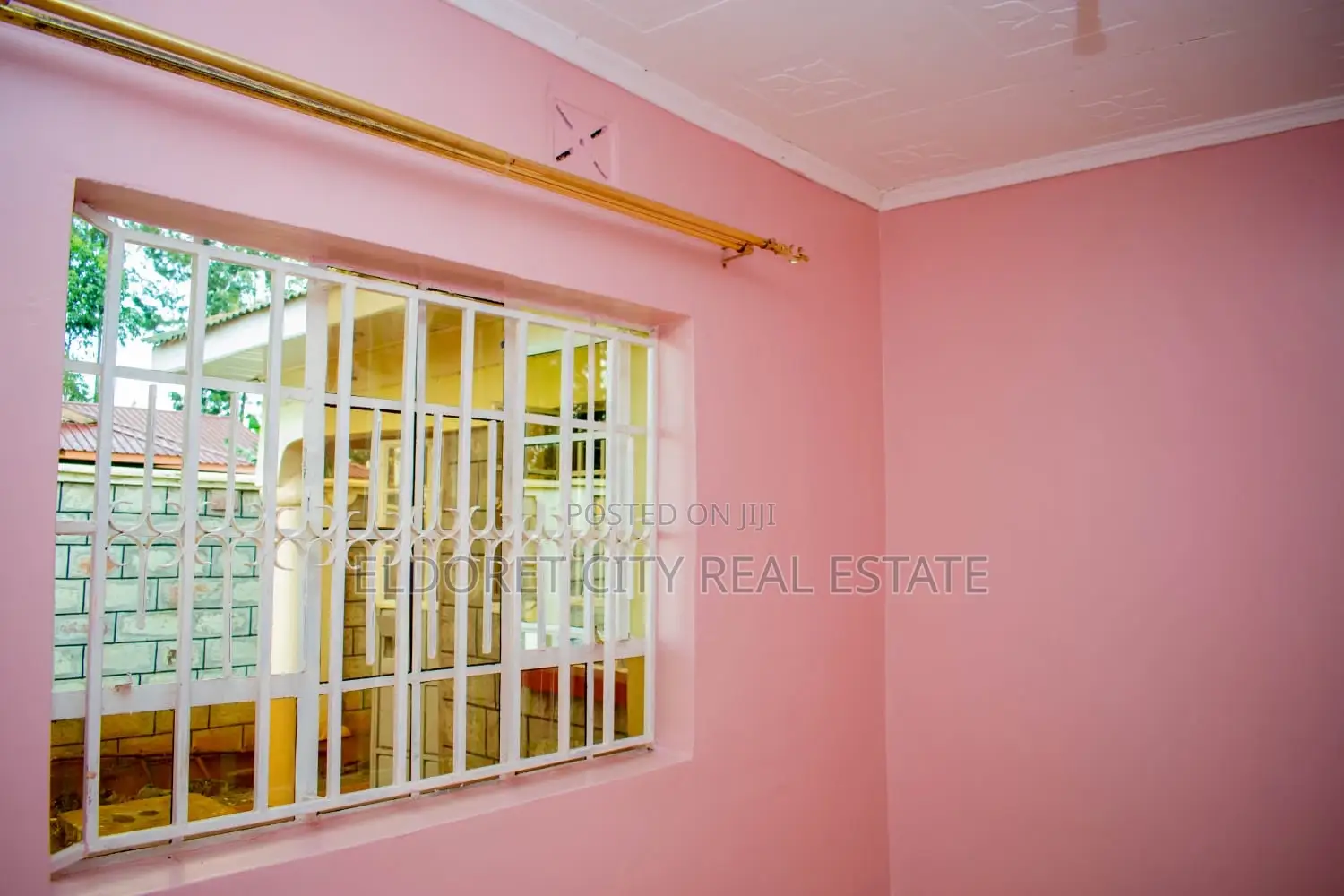 3bdrm Bungalow in Blossom, Eldoret CBD for Sale
