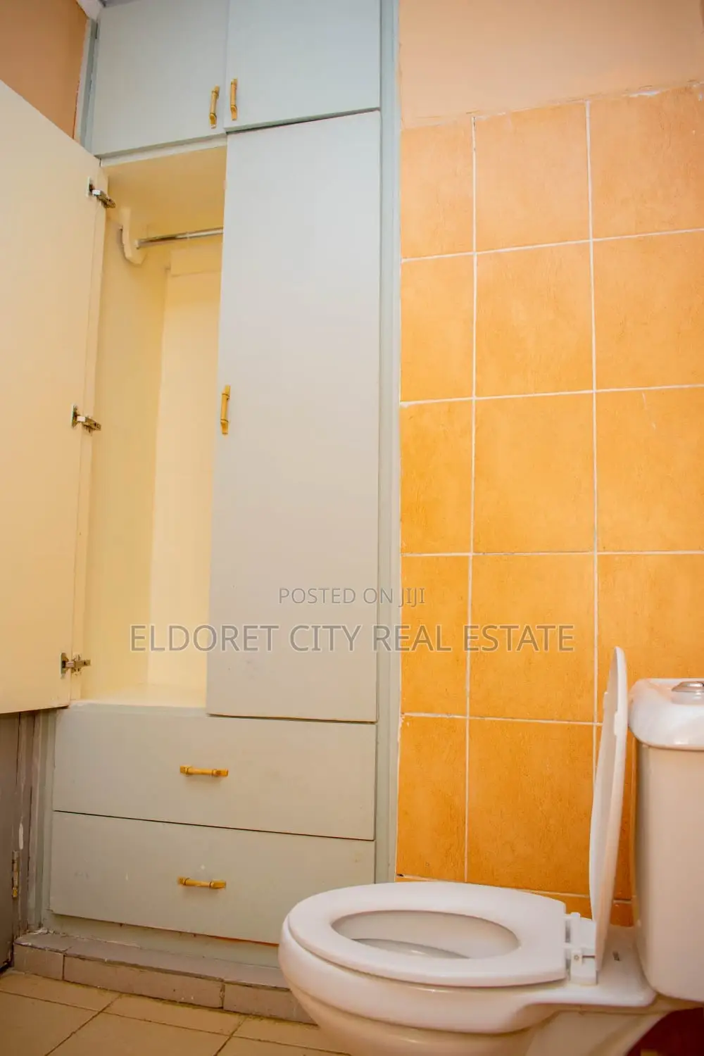 3bdrm Bungalow in Blossom, Eldoret CBD for Sale
