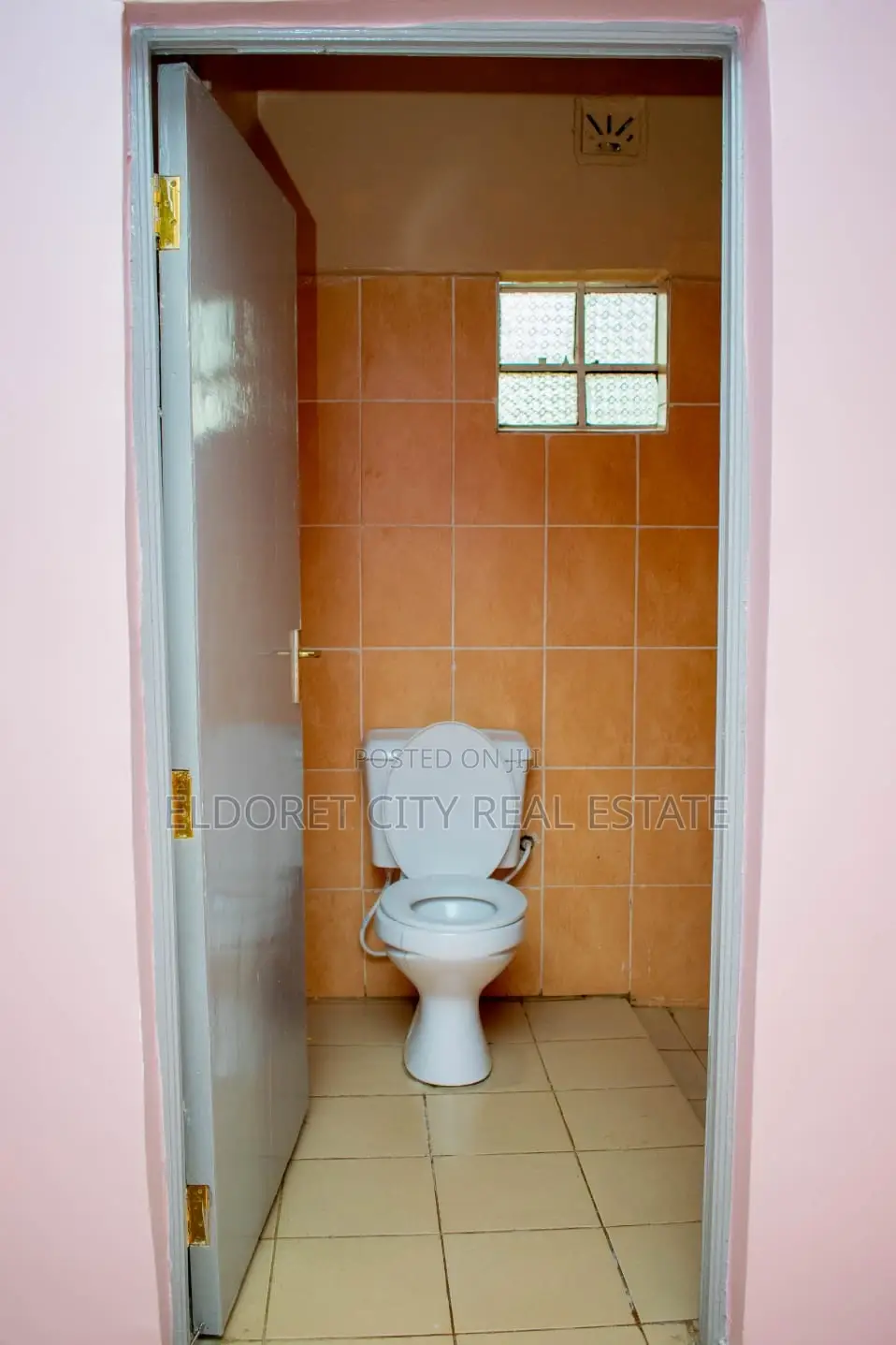 3bdrm Bungalow in Blossom, Eldoret CBD for Sale