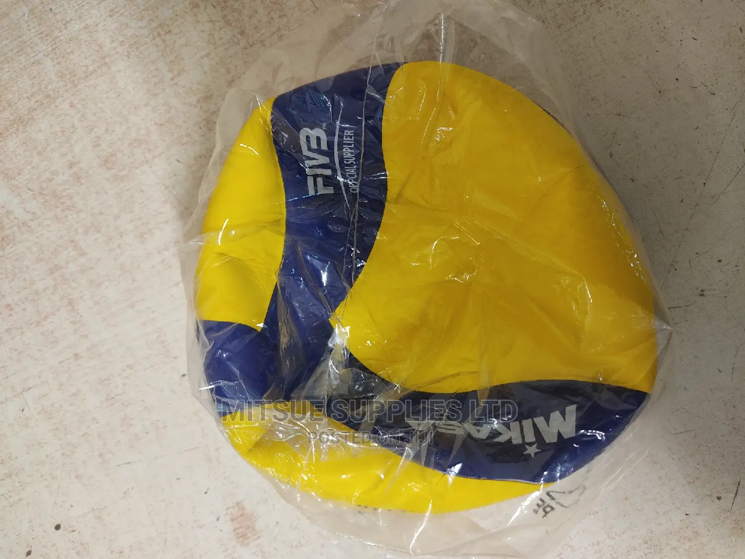 Mikasa Imported V330w-l Volleyball ( 215-231g)