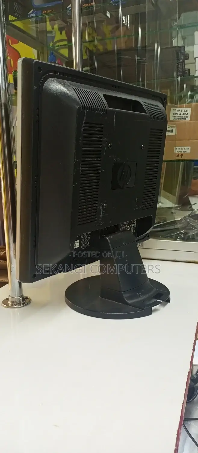 17" Hp Monitor/Tft