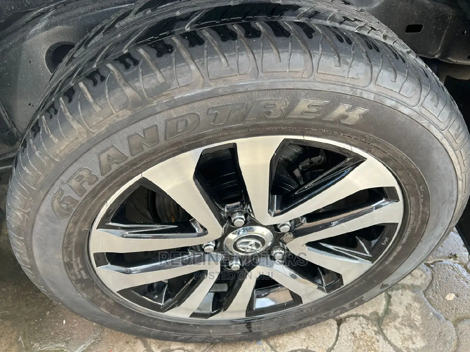 Toyota Land Cruiser Prado 2017 White