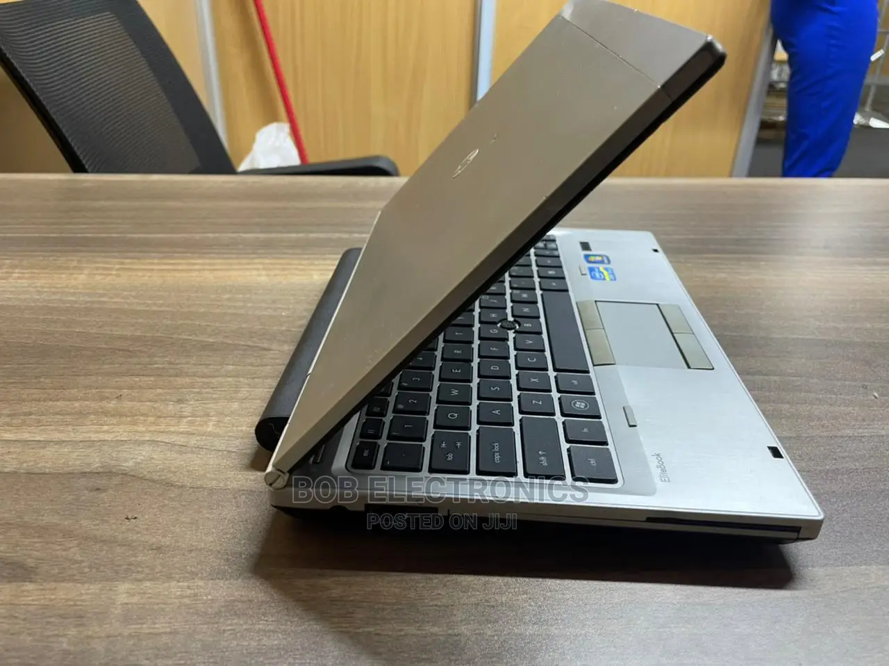 Laptop HP Compaq Presario V6000 4GB Intel Pentium 500GB