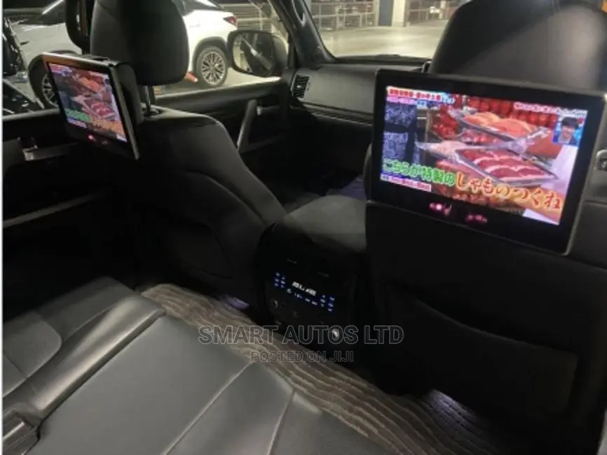 Toyota Land Cruiser 2016 Black