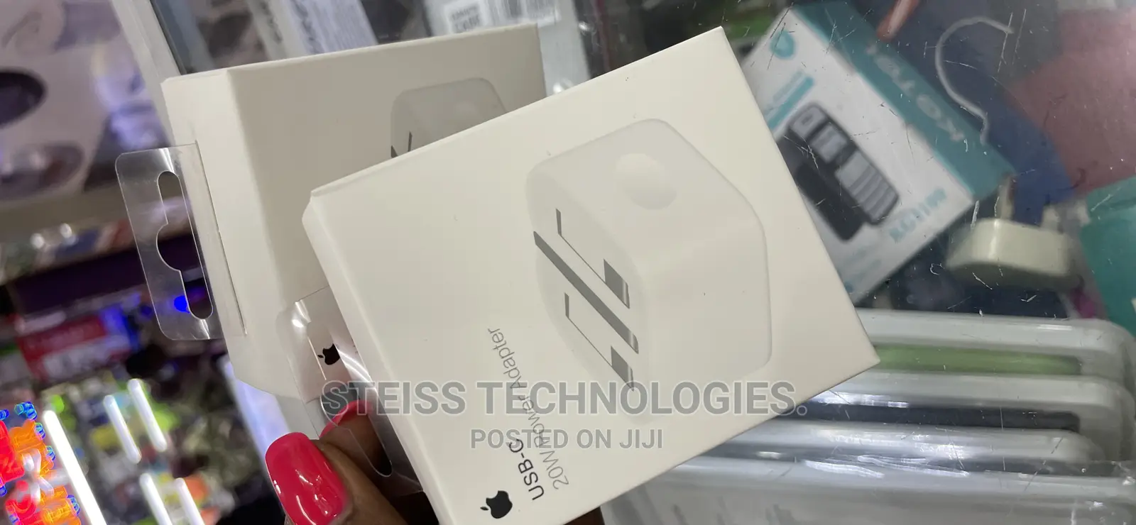 USB-C 20W Power Adapter.