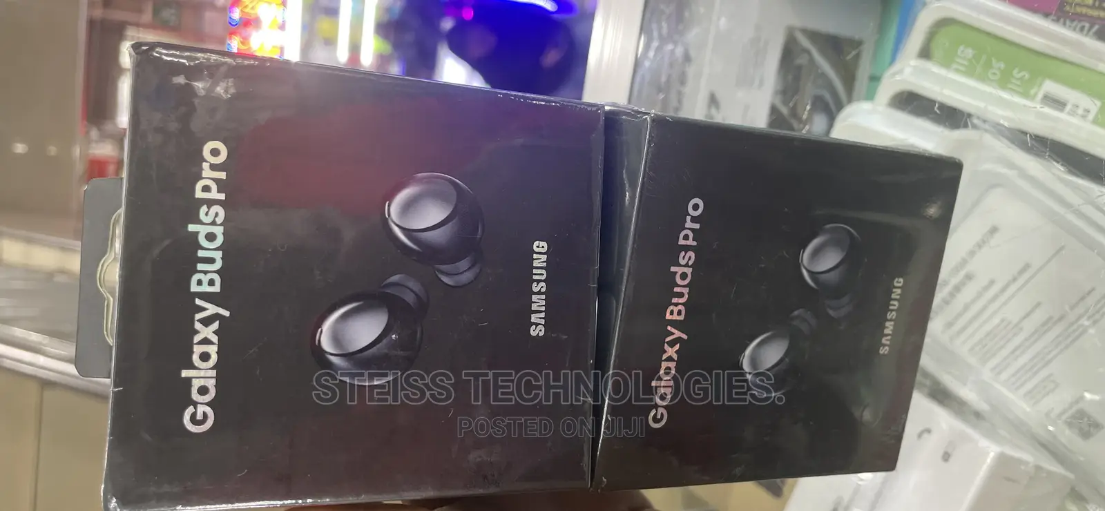 Galaxy-Buds Pro Buds.