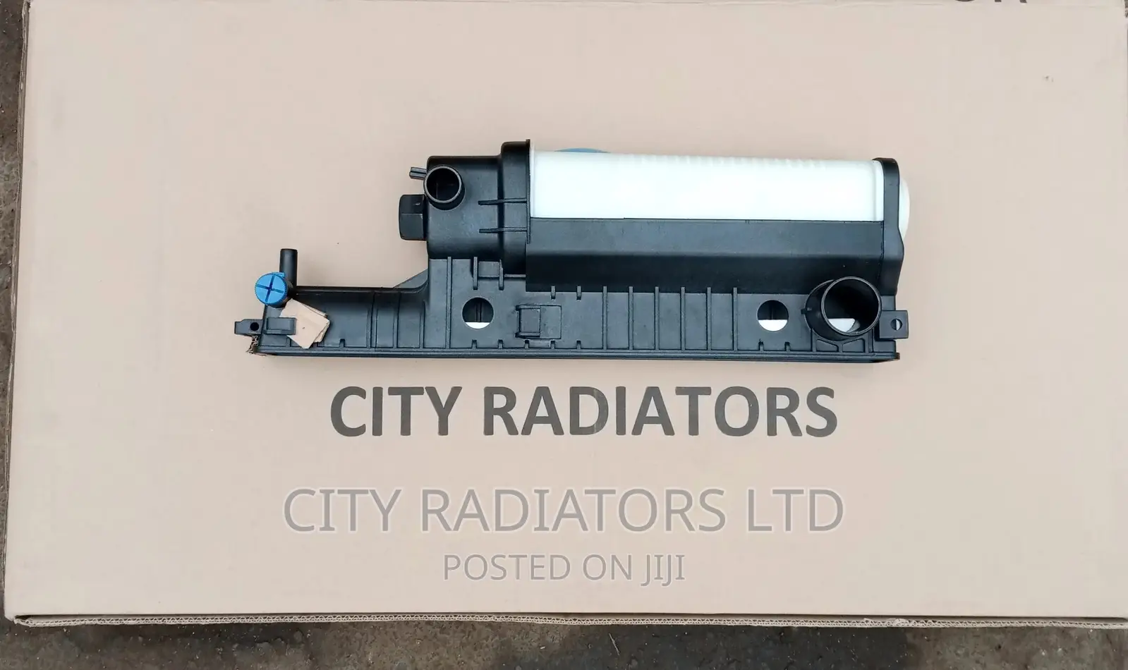BMW E36 Radiator Covers (Tanks) Replacement.