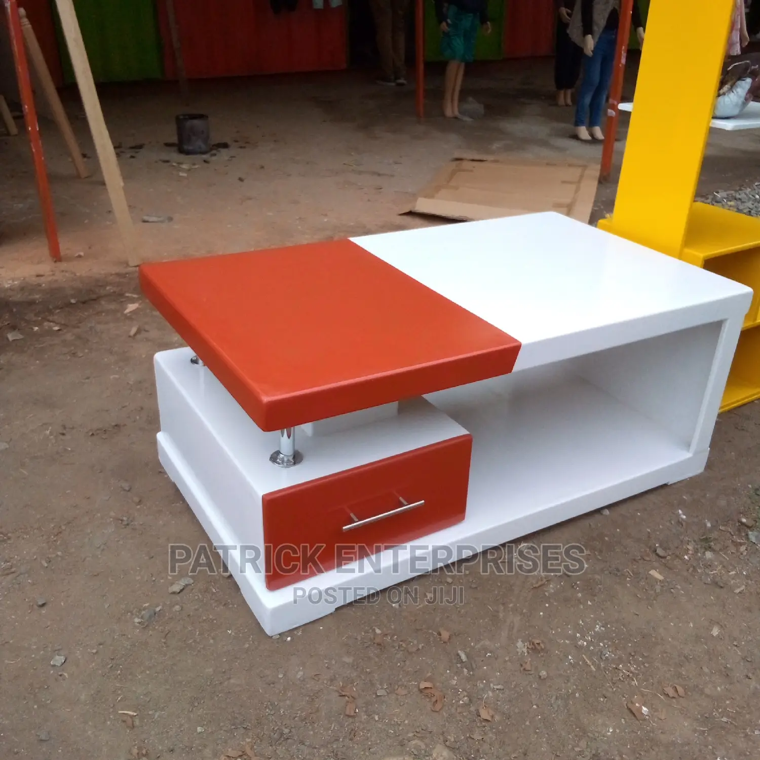 Morden Coffee Table