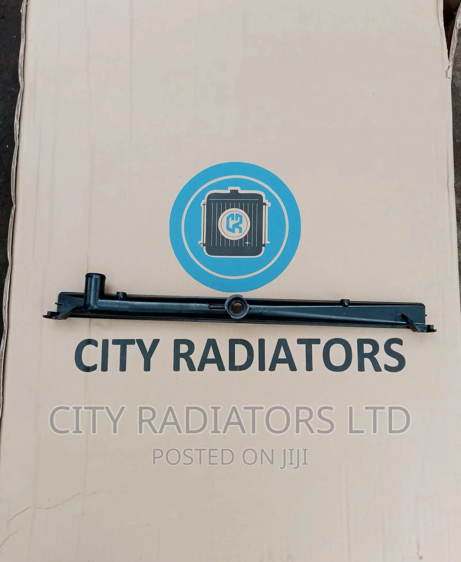 Nissan Hardbody D21D Radiator Covers (Tanks) Replacement.