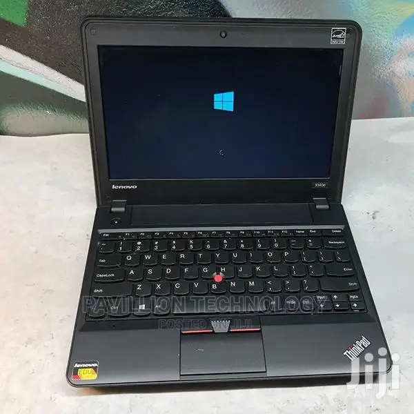 Laptop Lenovo ThinkPad X131e 4GB Intel Celeron HDD 320GB