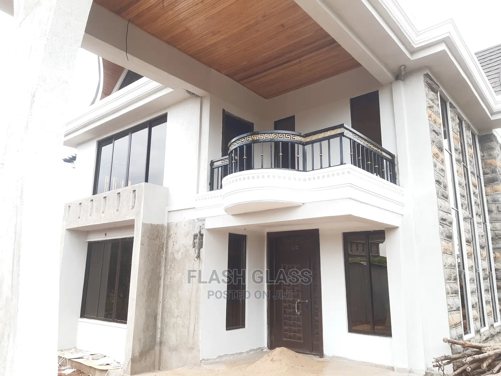 Custom Aluminium Sliding Windows
