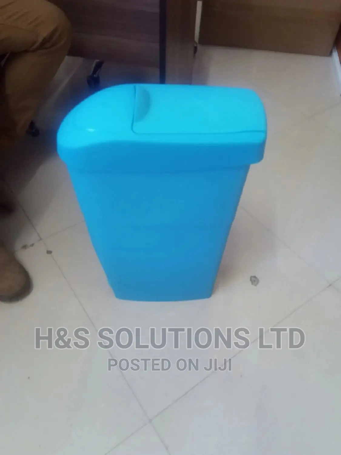 Blue Sanitary Bins-18 Litres